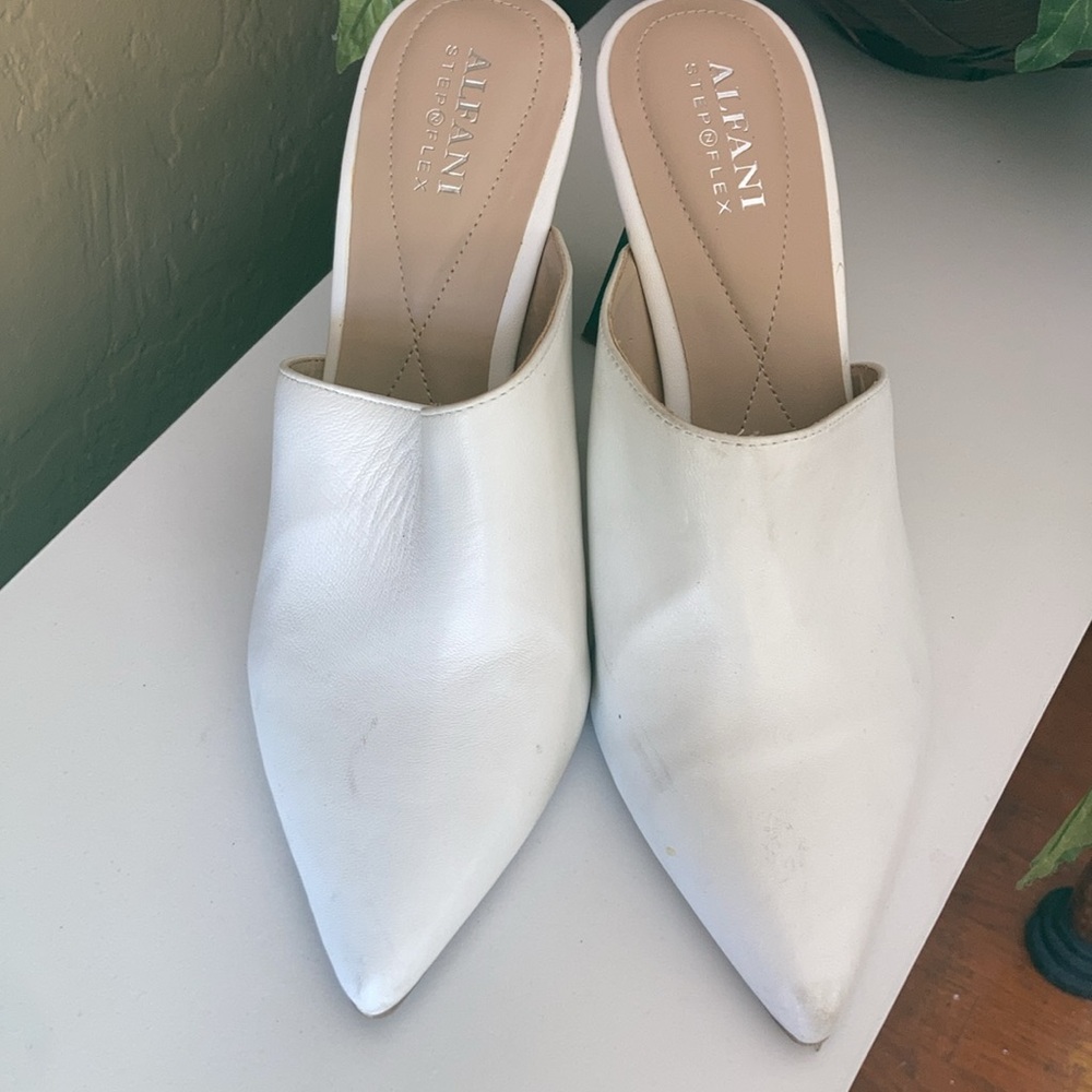 ALFANI SHOES - Picture 2 of 8